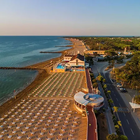 Lignano Flat With Balcony アパート リニャーノ・サッビアドーロ